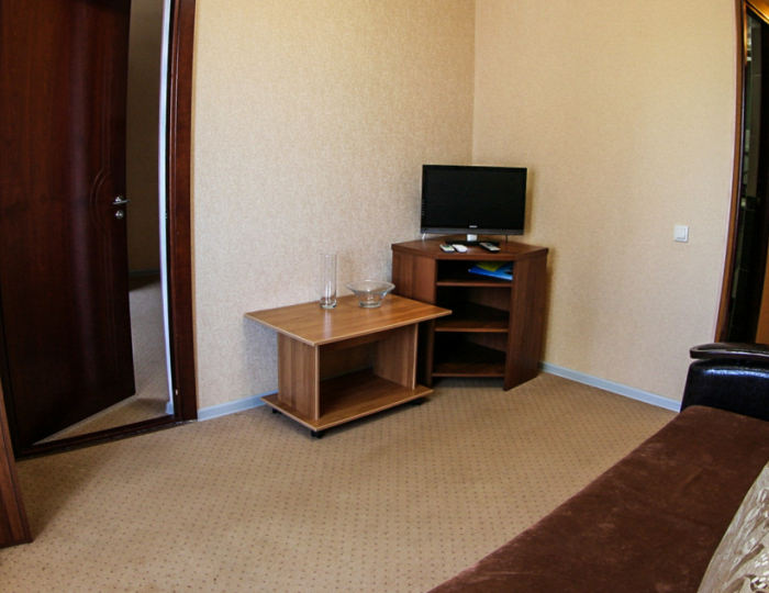 Люкс 2-местный 2-комнатный с балконом, корпус 4 - Санаторий «Малая бухта»